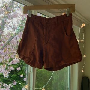 high waisted, elastic waist, shorts.